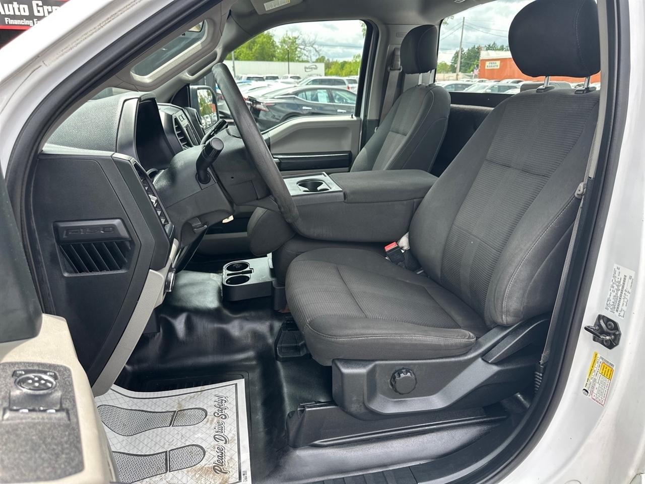 Ford F-150 XLT 2WD Reg Cab 8' Box 2019