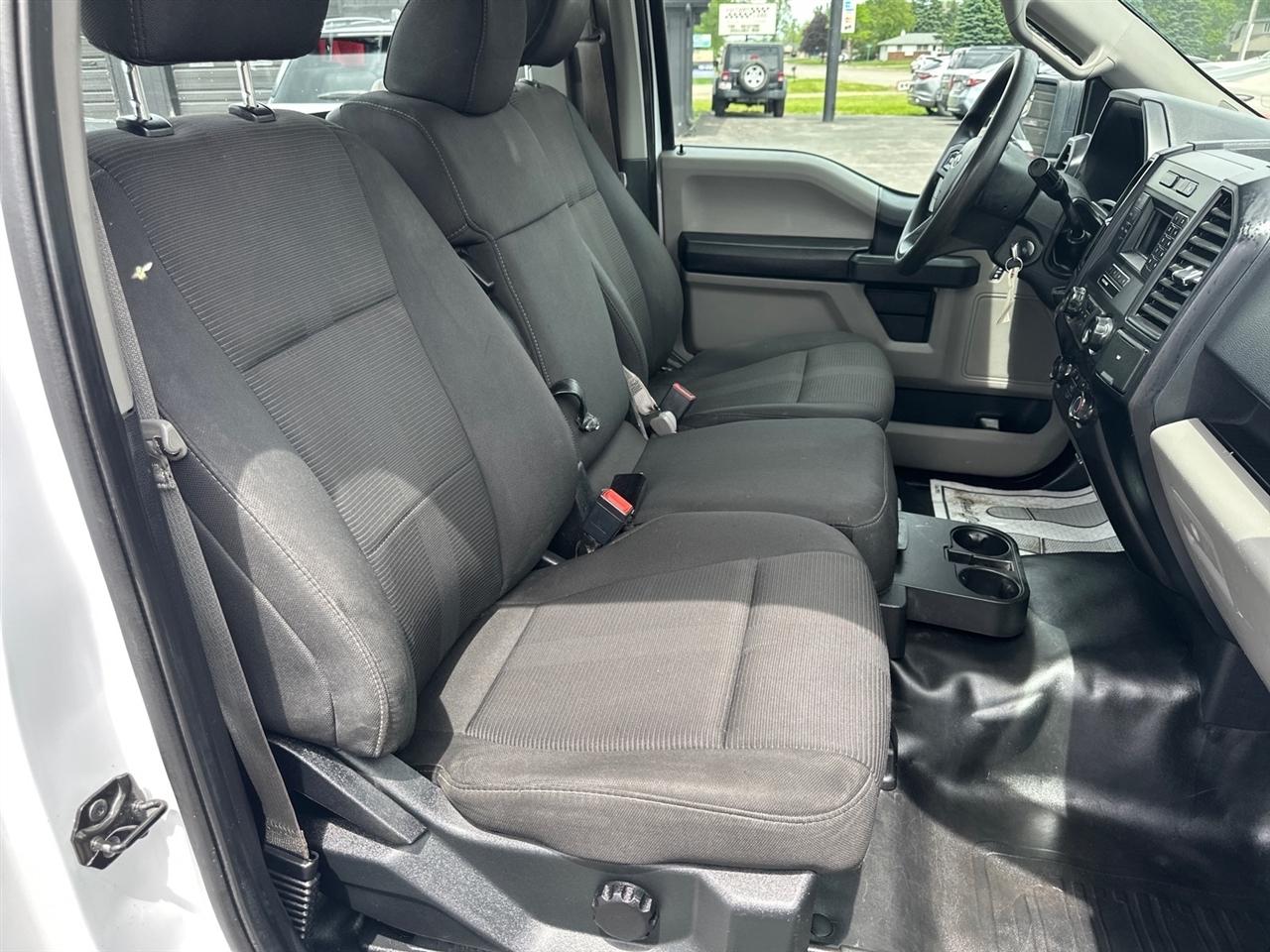 Ford F-150 XLT 2WD Reg Cab 8' Box 2019