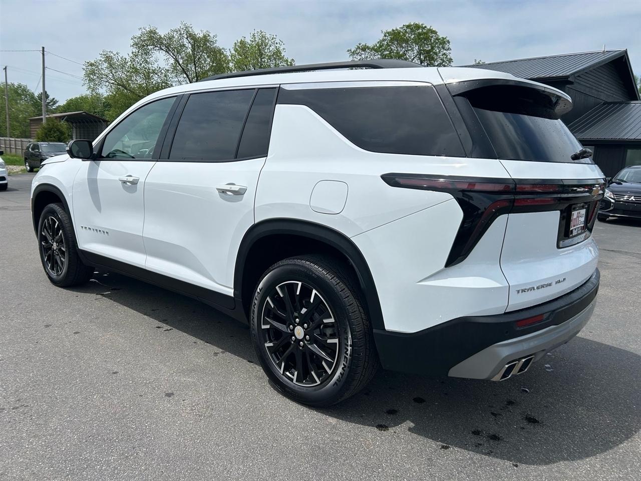 Chevrolet Traverse AWD 4dr LT 2025