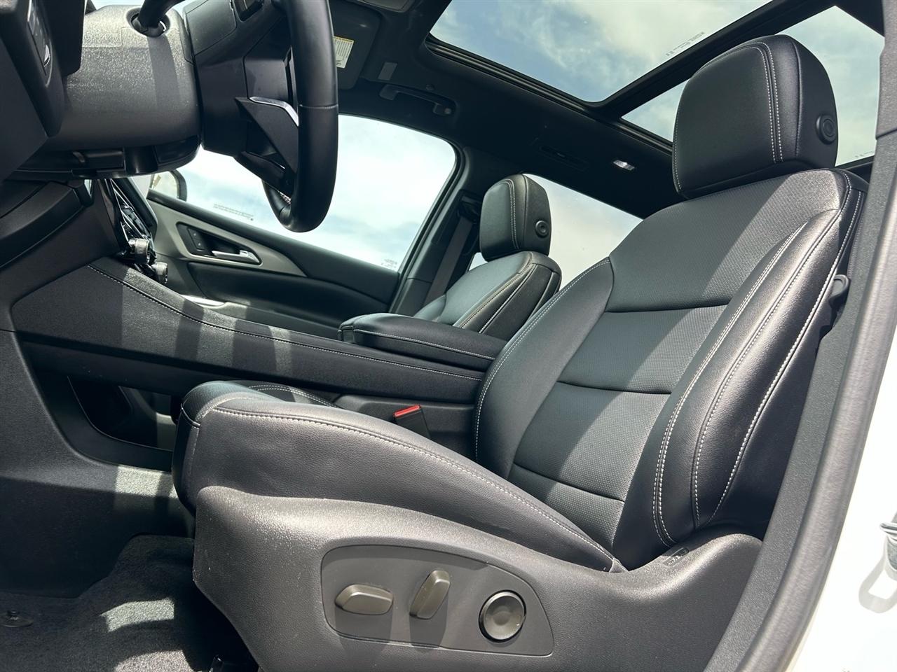 Chevrolet Traverse AWD 4dr LT 2025