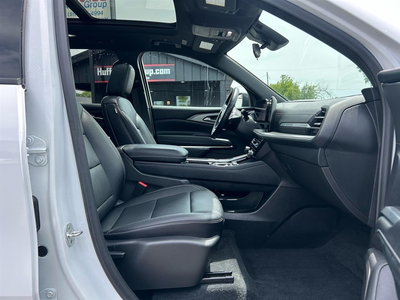 Chevrolet Traverse AWD 4dr LT 2025