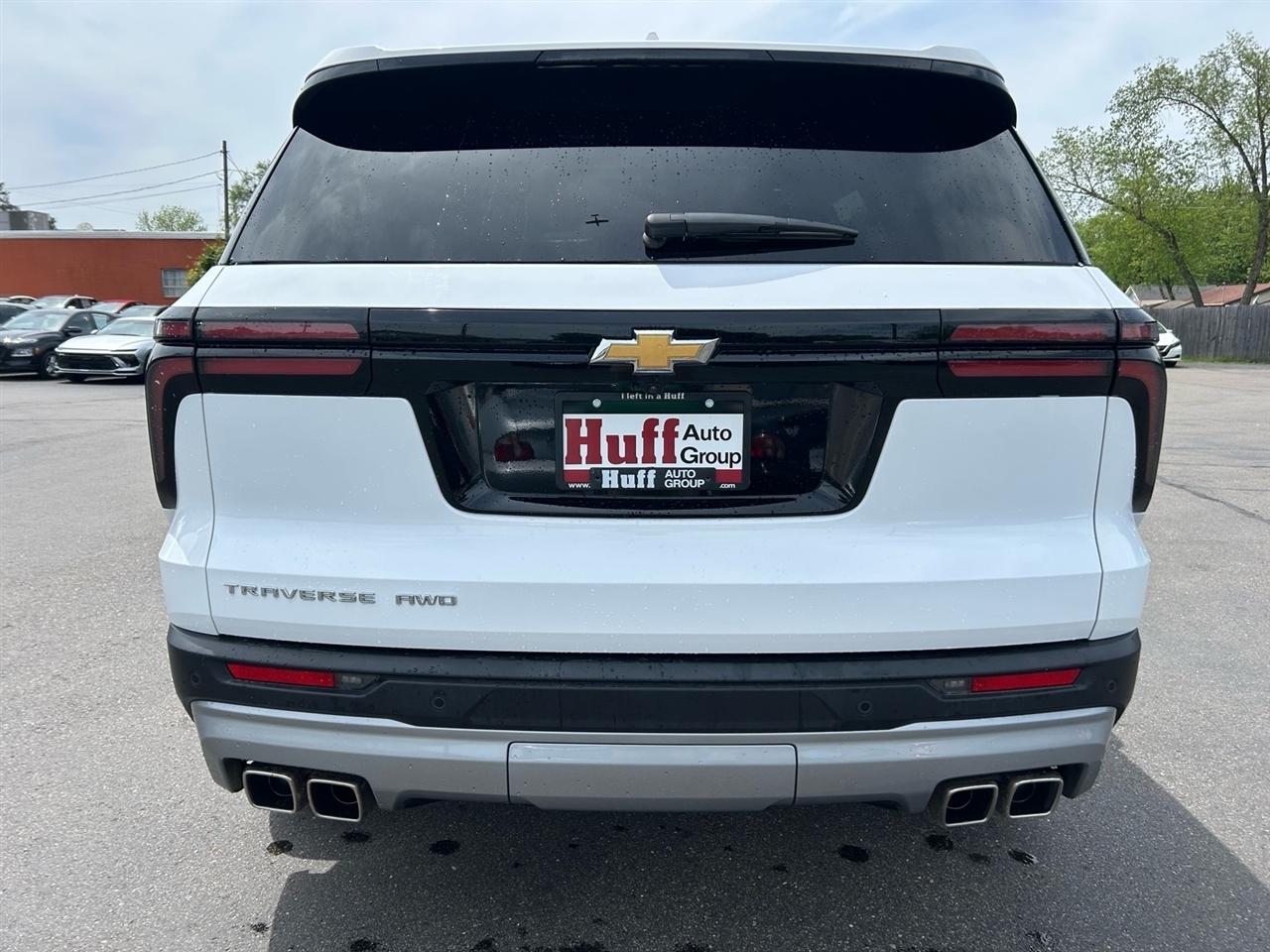 Chevrolet Traverse AWD 4dr LT 2025