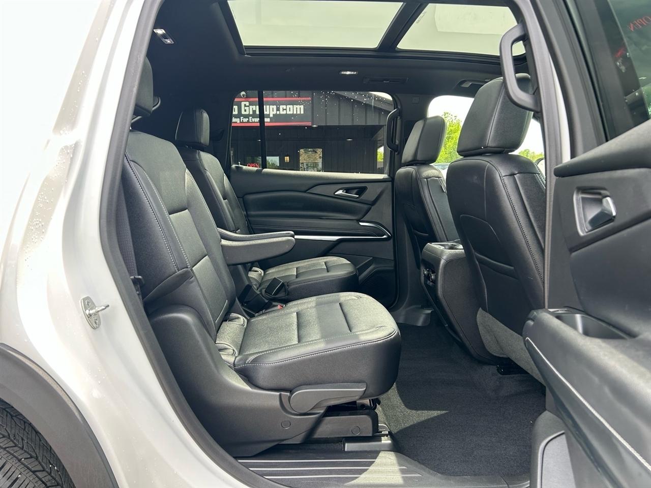 Chevrolet Traverse AWD 4dr LT 2025