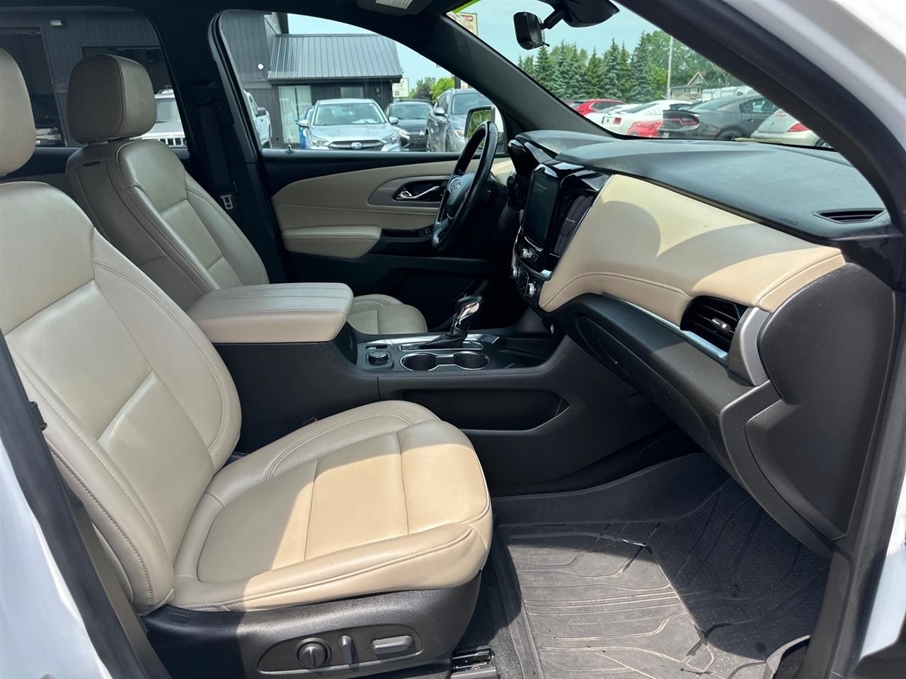 Chevrolet Traverse AWD 4dr LT Leather 2023