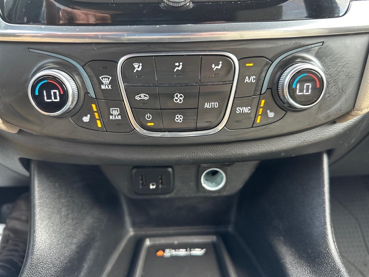 Chevrolet Traverse AWD 4dr LT Leather 2023