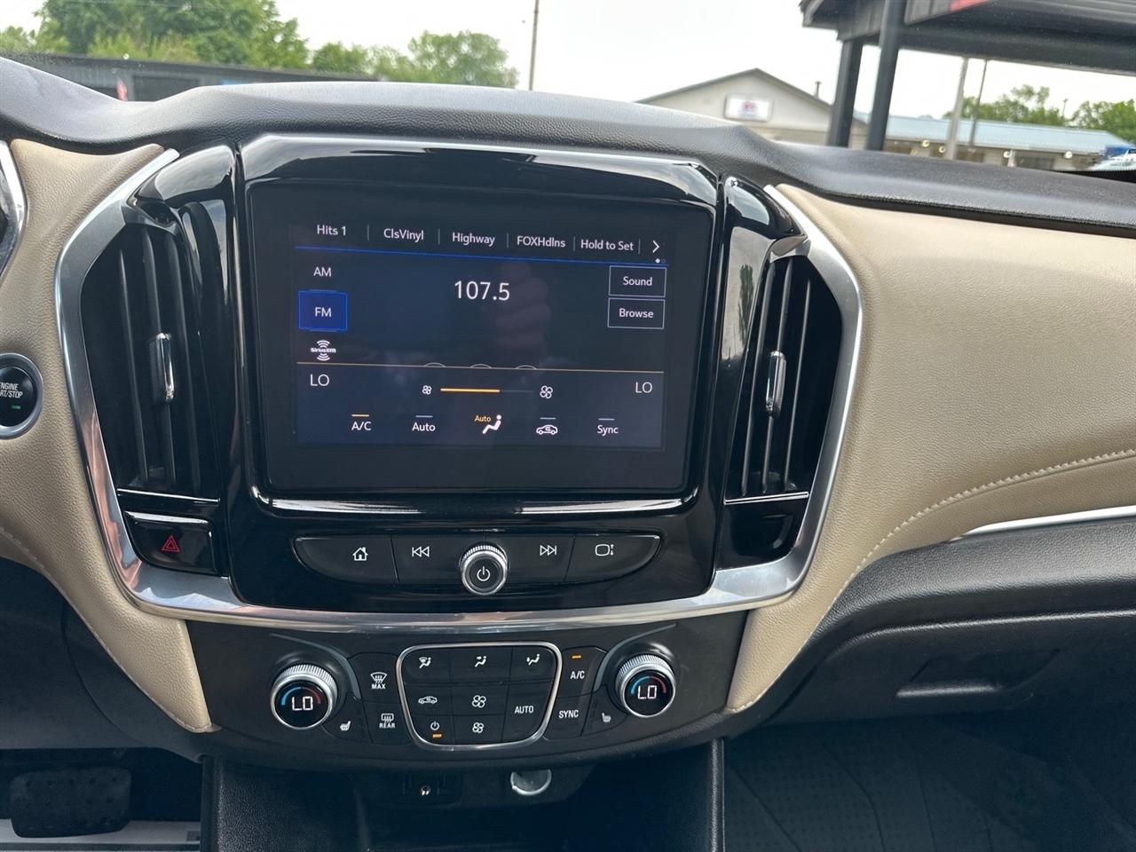 Chevrolet Traverse AWD 4dr LT Leather 2023