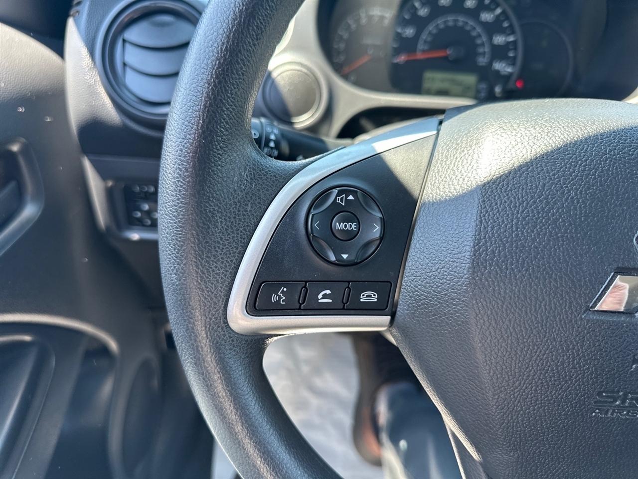 Mitsubishi Mirage ES CVT 2024