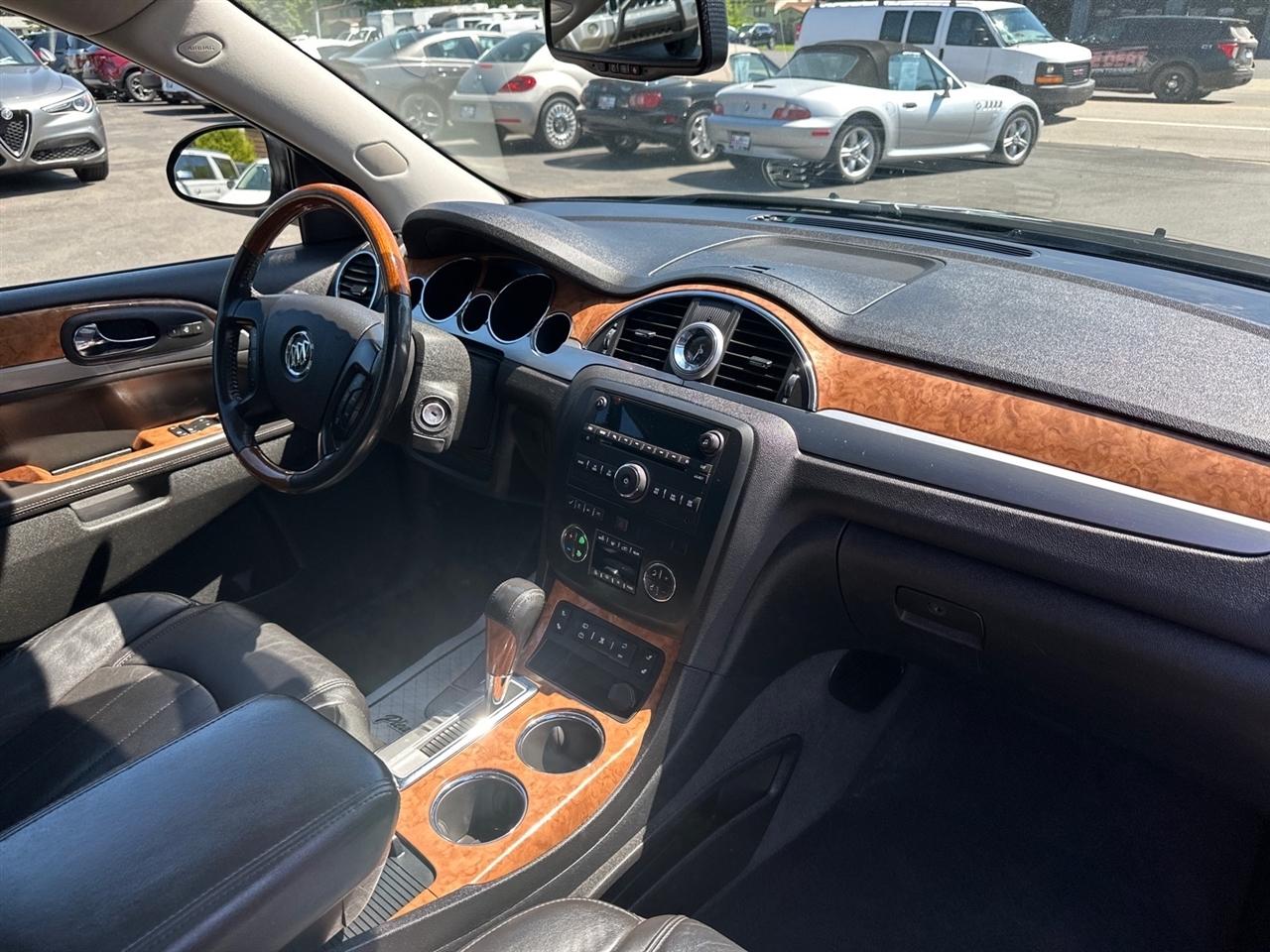 Buick Enclave AWD 4dr CXL-1 2011