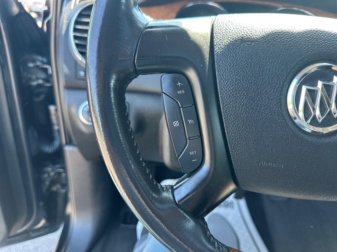 Buick Enclave AWD 4dr CXL-1 2011