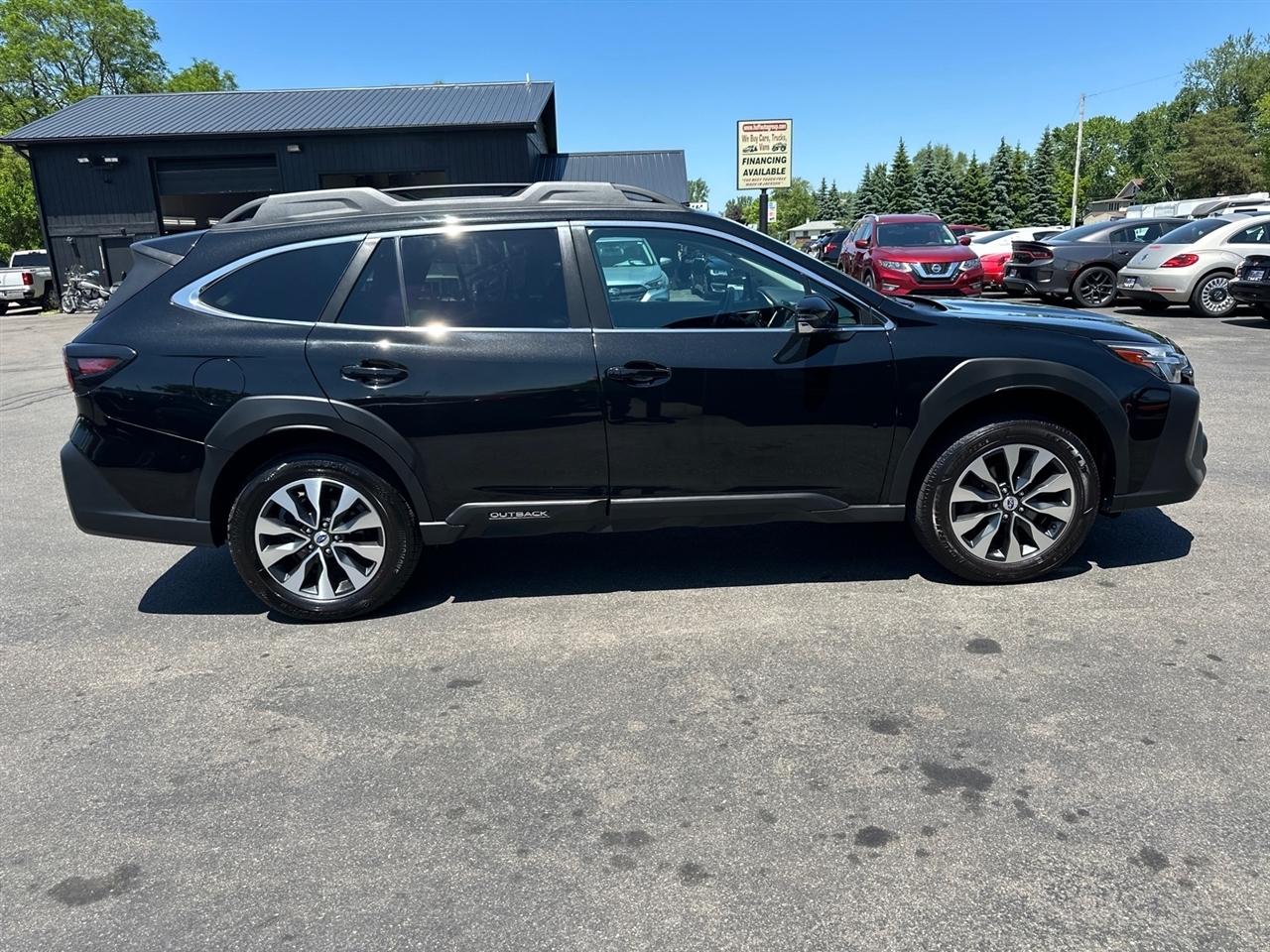 Subaru Outback Limited CVT 2023