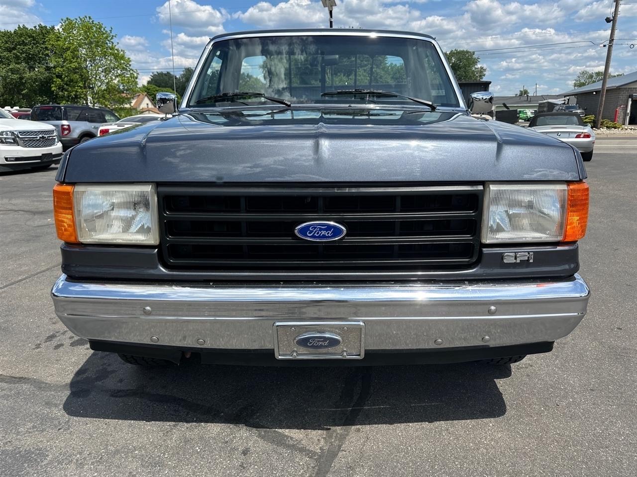 Ford F-150  1987