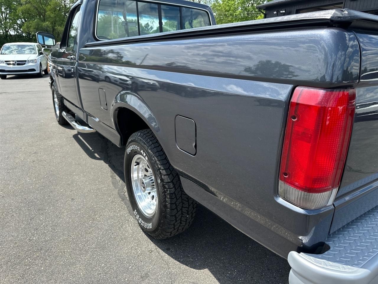 Ford F-150  1987