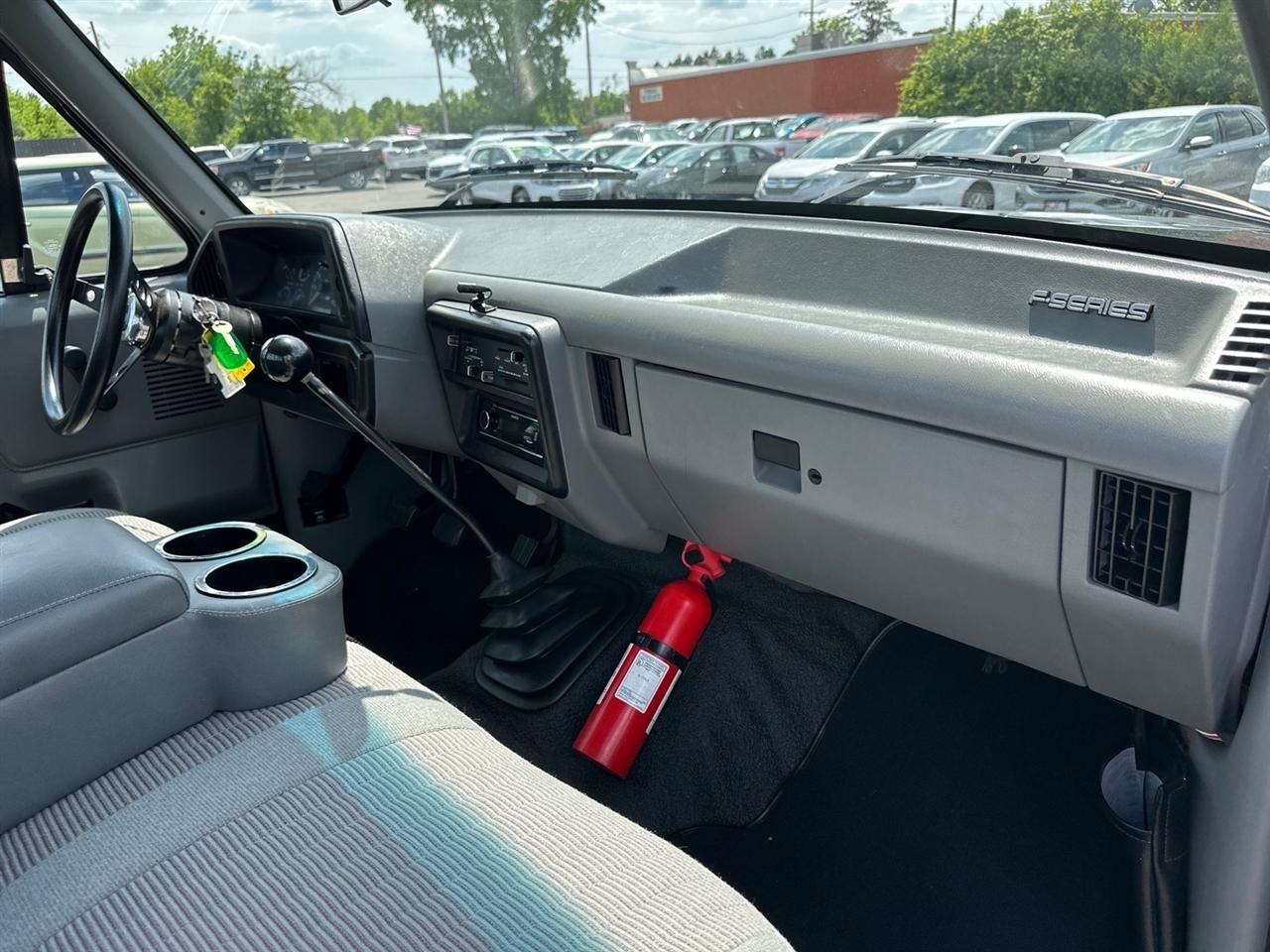 Ford F-150  1987