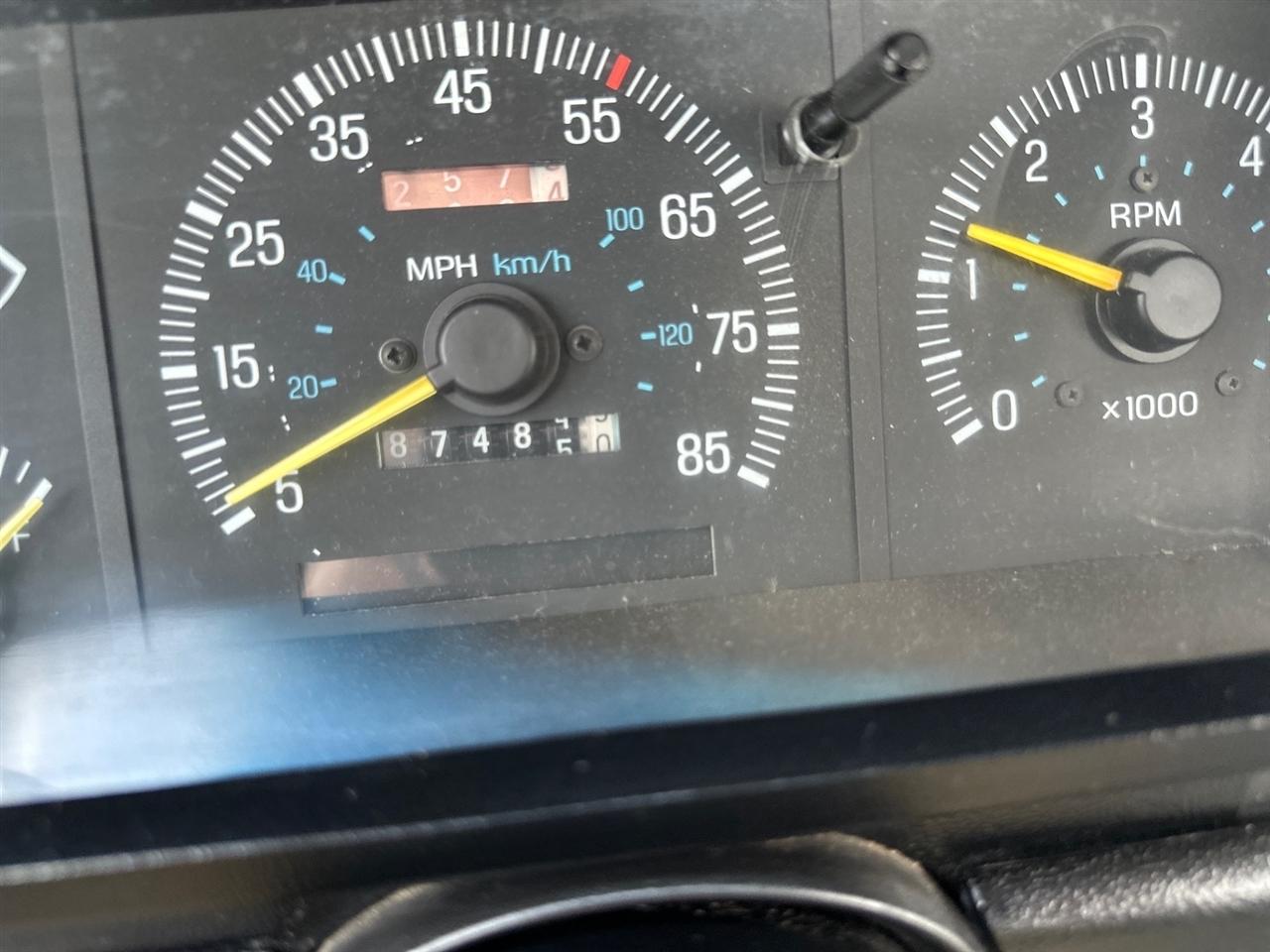 Ford F-150  1987
