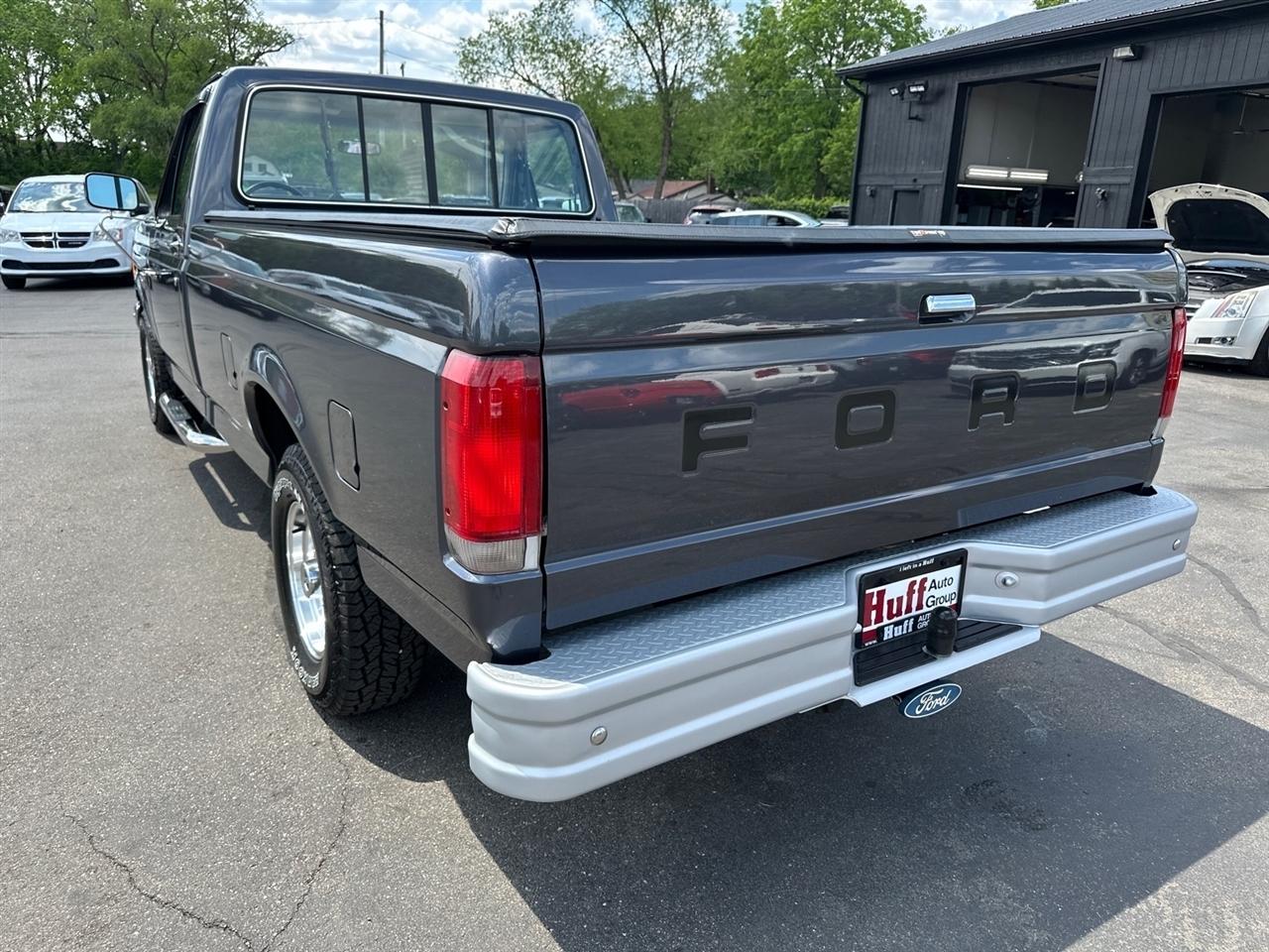 Ford F-150  1987