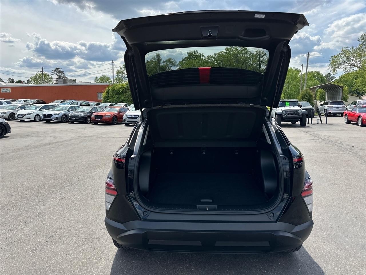 Hyundai Kona SEL FWD 2025