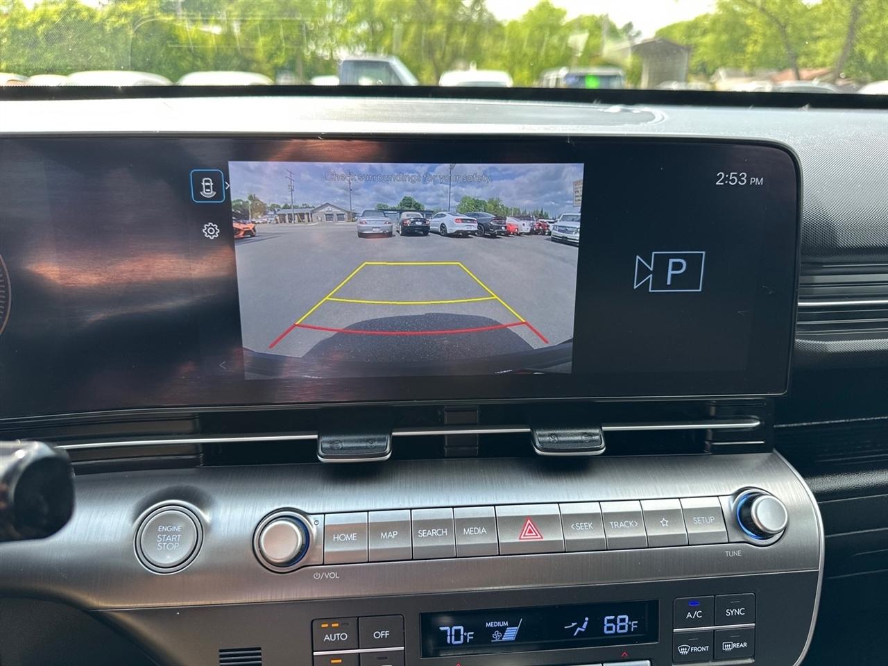 Hyundai Kona SEL FWD 2025