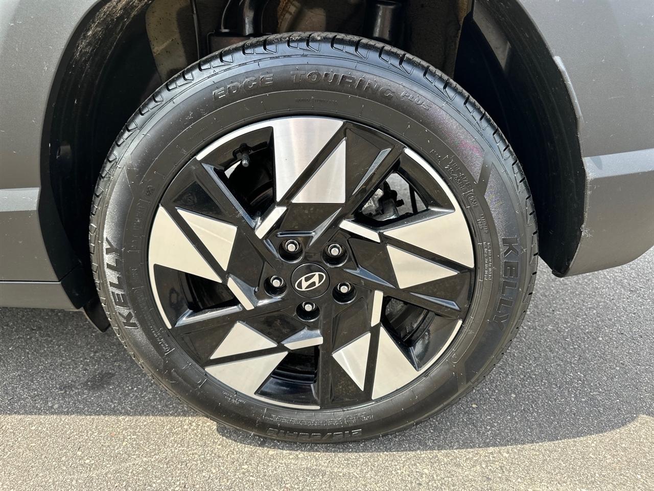 Hyundai Kona SEL FWD 2025