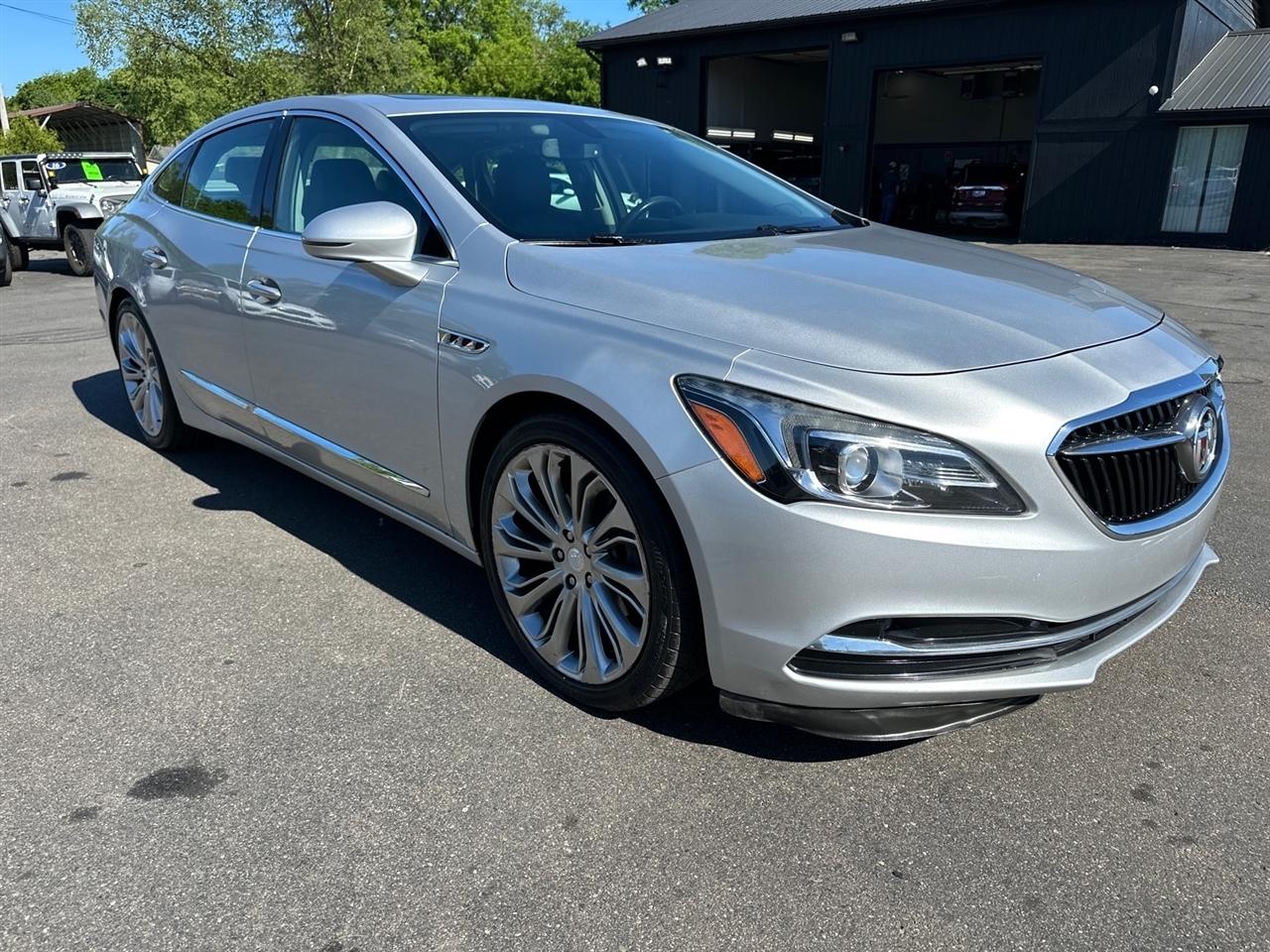 2017 Buick LaCrosse 4dr Sdn Essence FWD