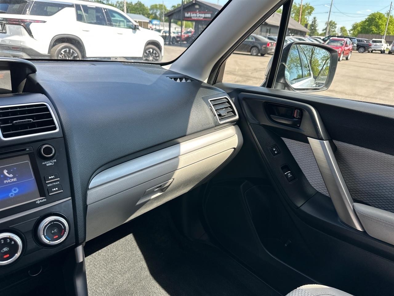 Subaru Forester 2.5i CVT 2017