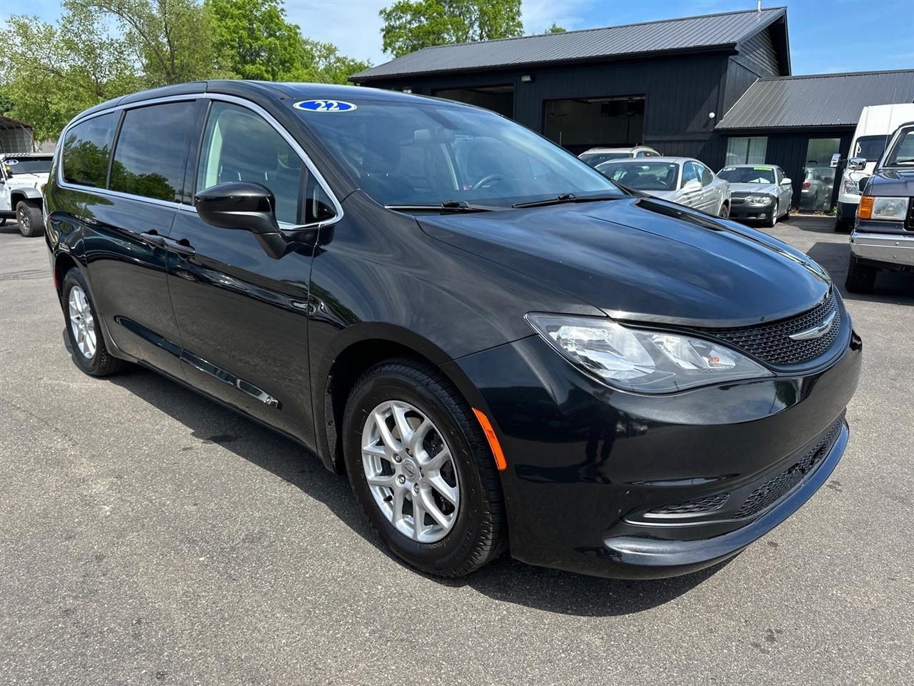 Chrysler Voyager LX FWD 2022