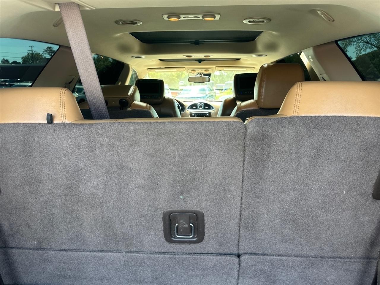 Buick Enclave AWD 4dr Leather 2017