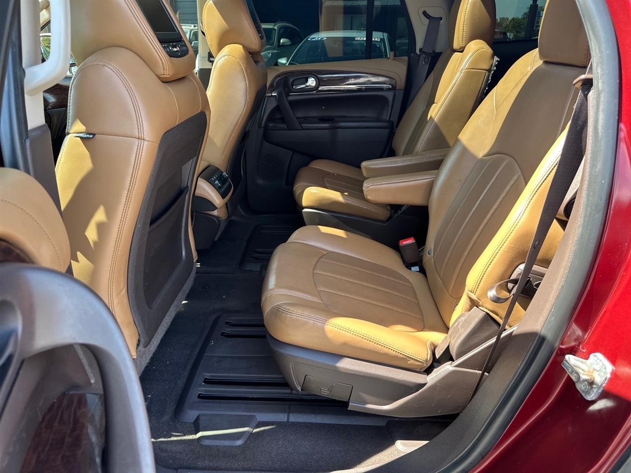 Buick Enclave AWD 4dr Leather 2017