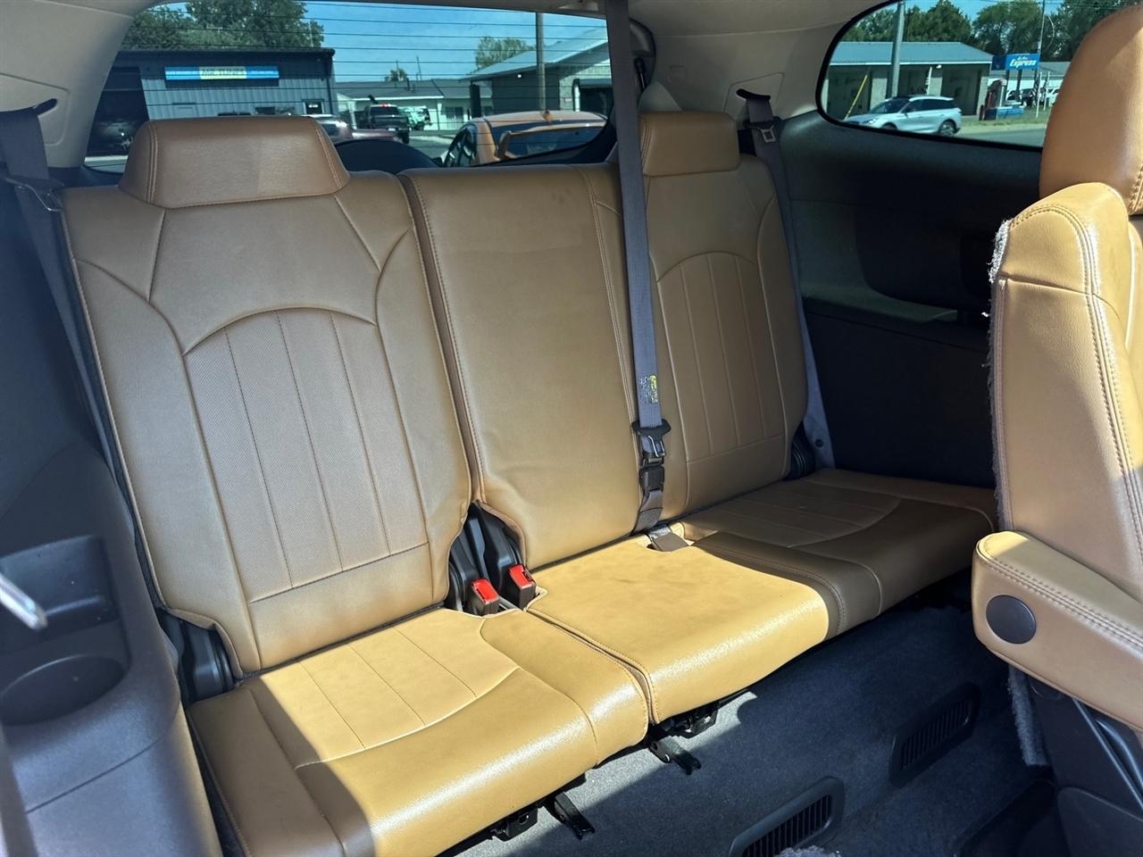 Buick Enclave AWD 4dr Leather 2017