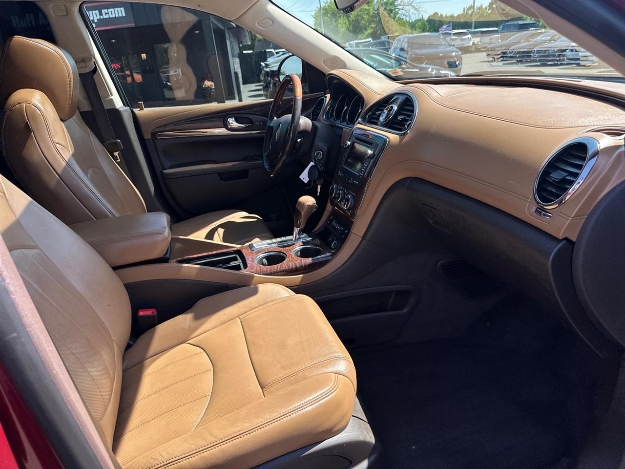 Buick Enclave AWD 4dr Leather 2017