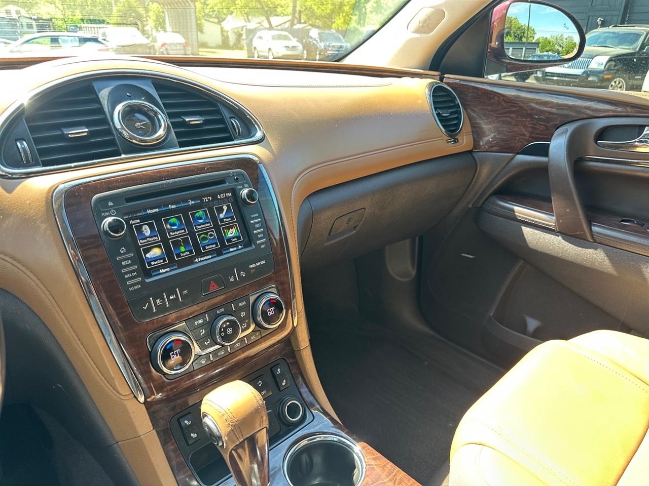 Buick Enclave AWD 4dr Leather 2017