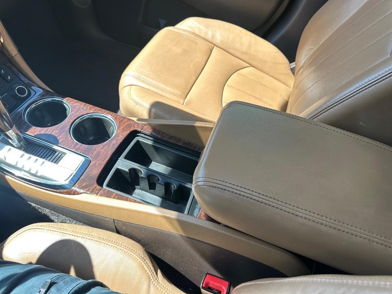 Buick Enclave AWD 4dr Leather 2017