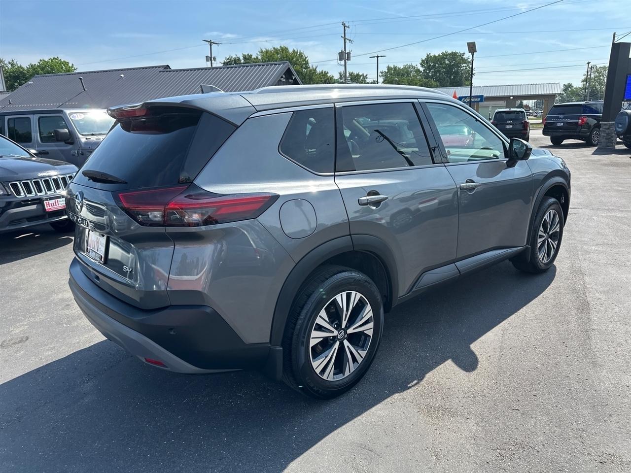 Nissan Rogue FWD SV 2021