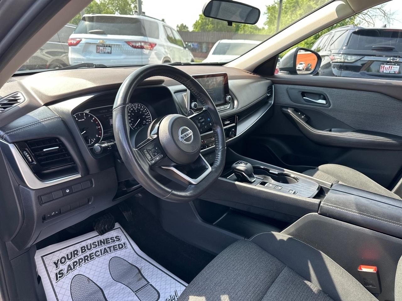 Nissan Rogue FWD SV 2021