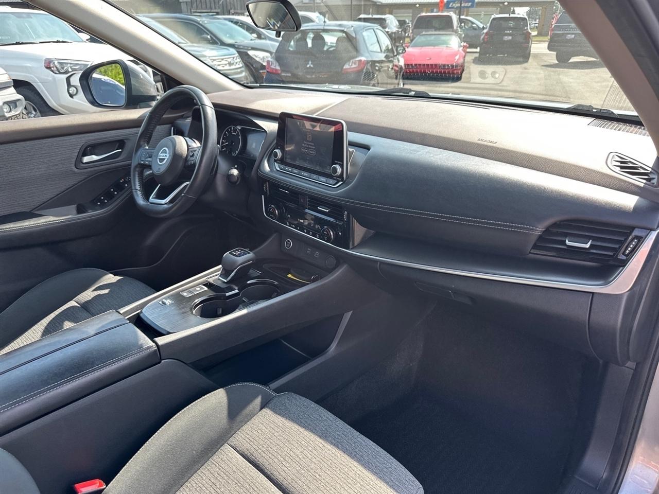 Nissan Rogue FWD SV 2021