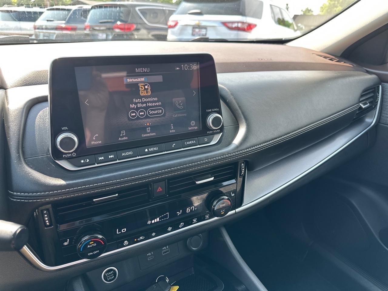 Nissan Rogue FWD SV 2021