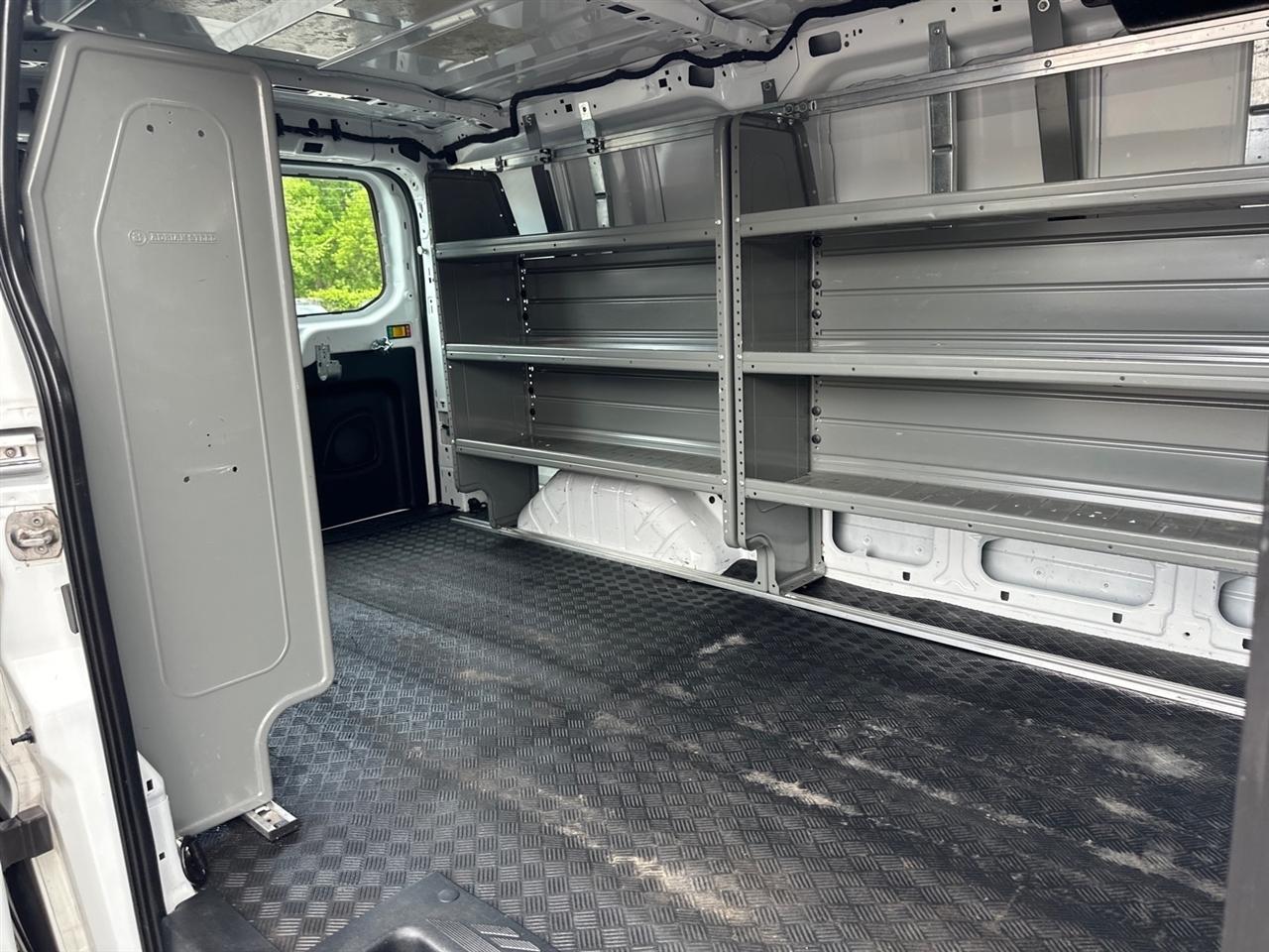 Ford Transit Cargo Van T-250 130" Low Rf 9070 GVWR RWD 2021