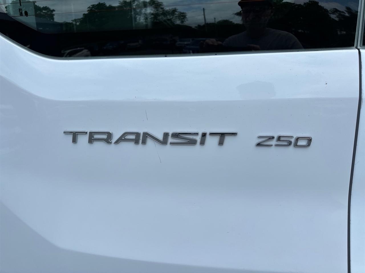 Ford Transit Cargo Van T-250 130" Low Rf 9070 GVWR RWD 2021