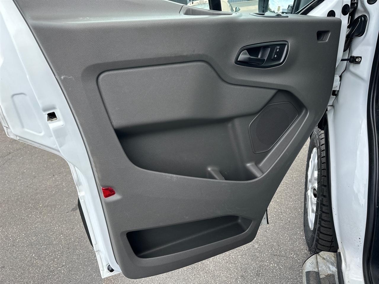 Ford Transit Cargo Van T-250 130" Low Rf 9070 GVWR RWD 2021