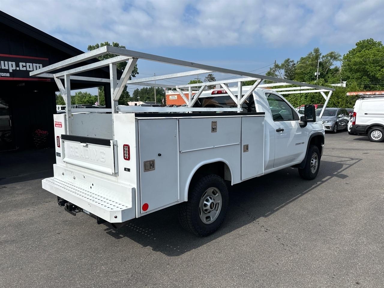 Chevrolet Silverado 2500HD 2WD Reg Cab 142" Work Truck 2022