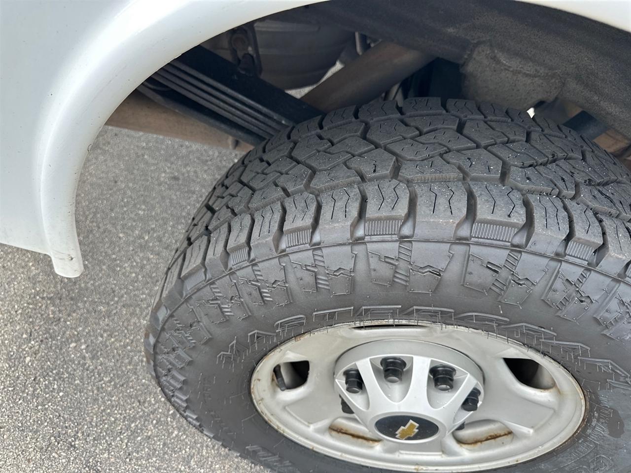 Chevrolet Silverado 2500HD 2WD Reg Cab 142" Work Truck 2022