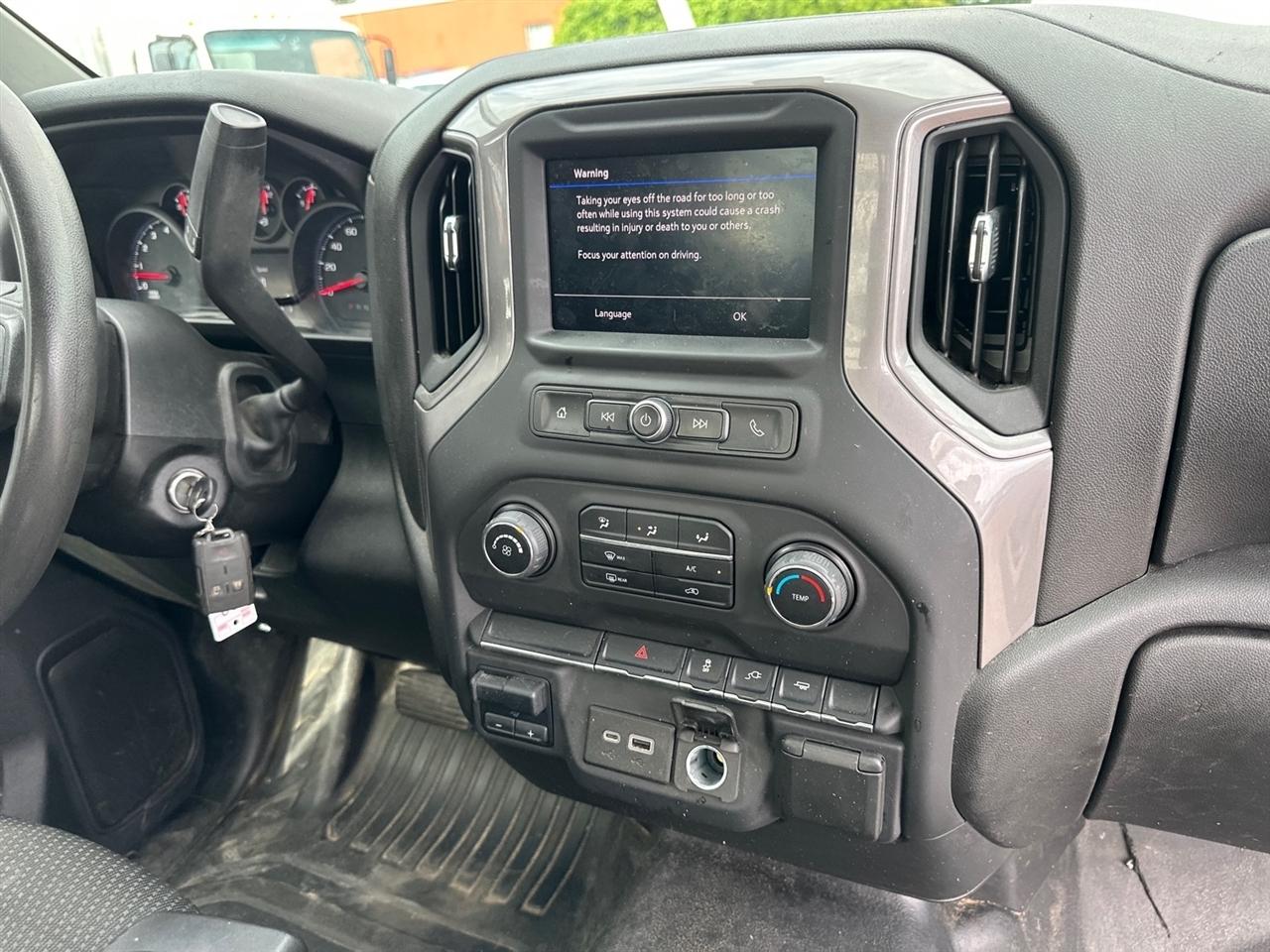 Chevrolet Silverado 2500HD 2WD Reg Cab 142" Work Truck 2022