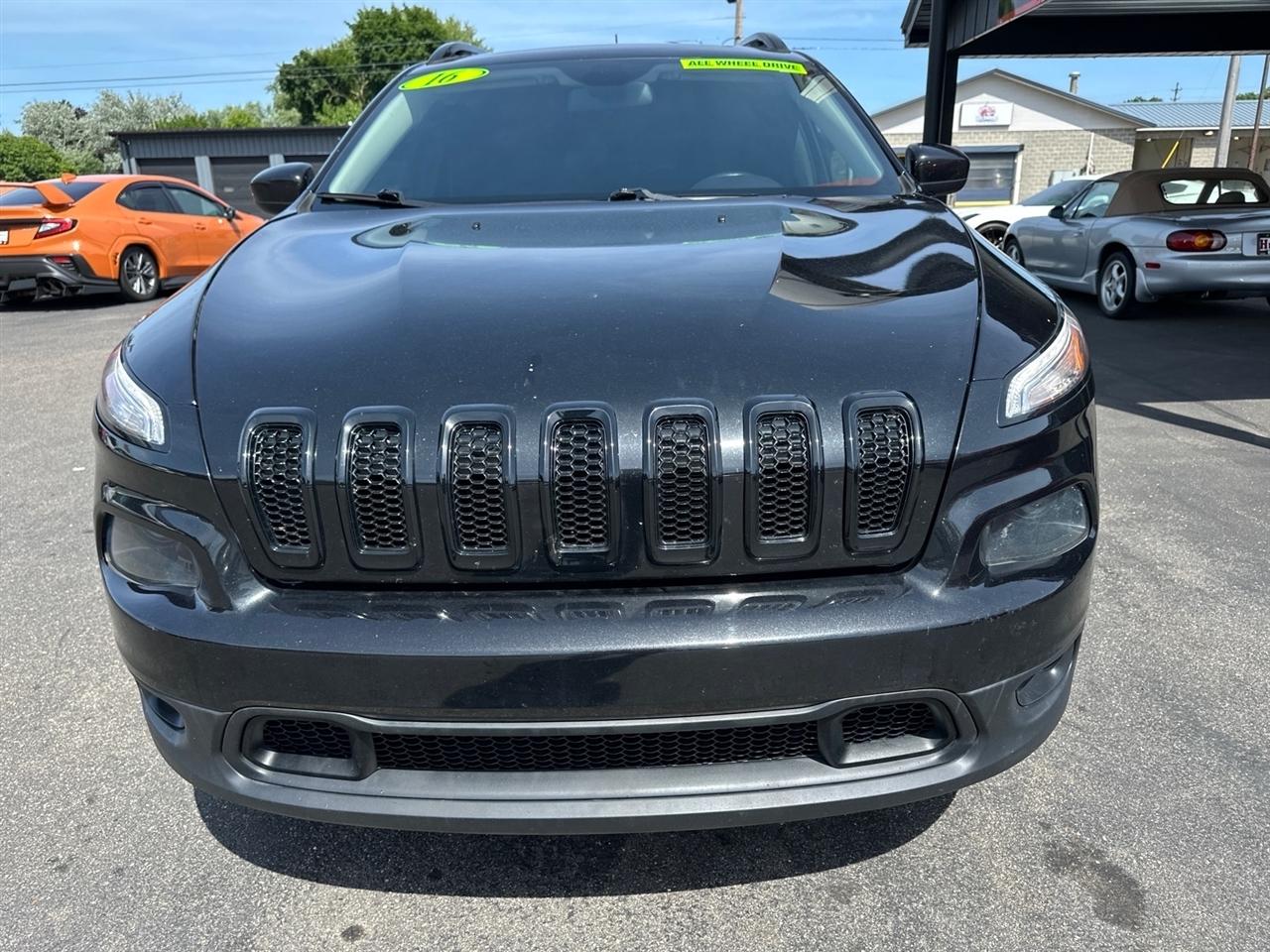 Jeep Cherokee 4WD 4dr Latitude 2016
