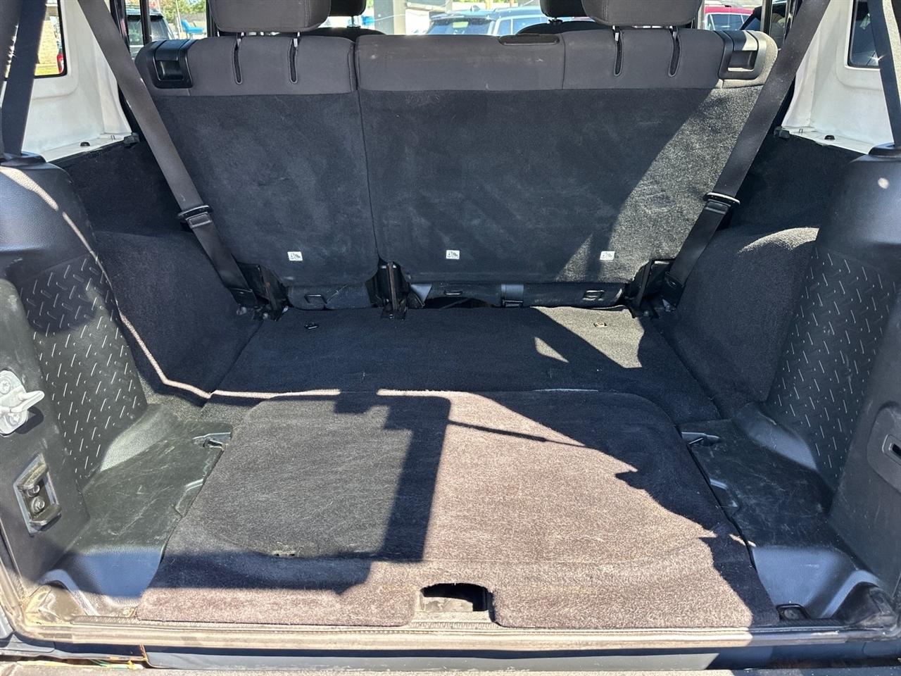 Jeep Wrangler Unlimited 4WD 4dr Sport 2016