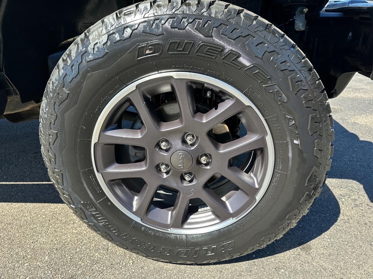 Jeep Wrangler Unlimited 4WD 4dr Sport 2016