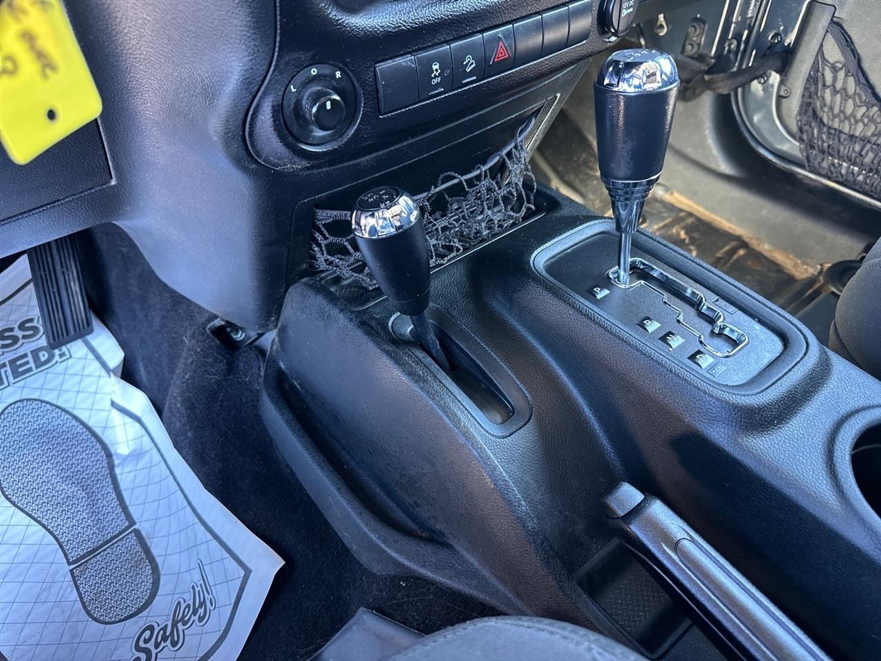 Jeep Wrangler Unlimited 4WD 4dr Sport 2016