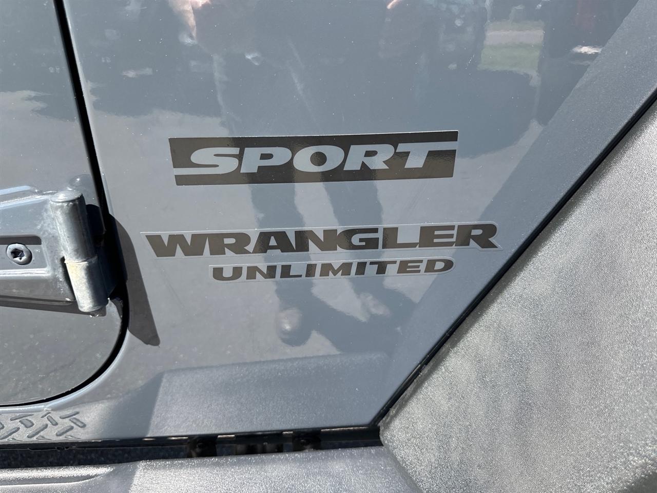 Jeep Wrangler Unlimited 4WD 4dr Sport 2016