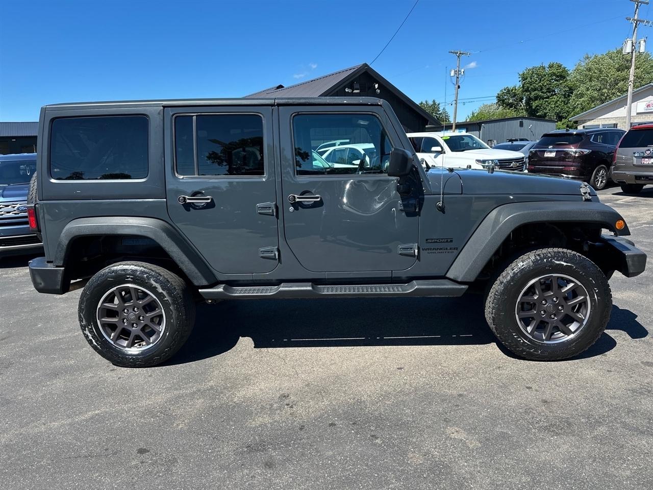 Jeep Wrangler Unlimited 4WD 4dr Sport 2016