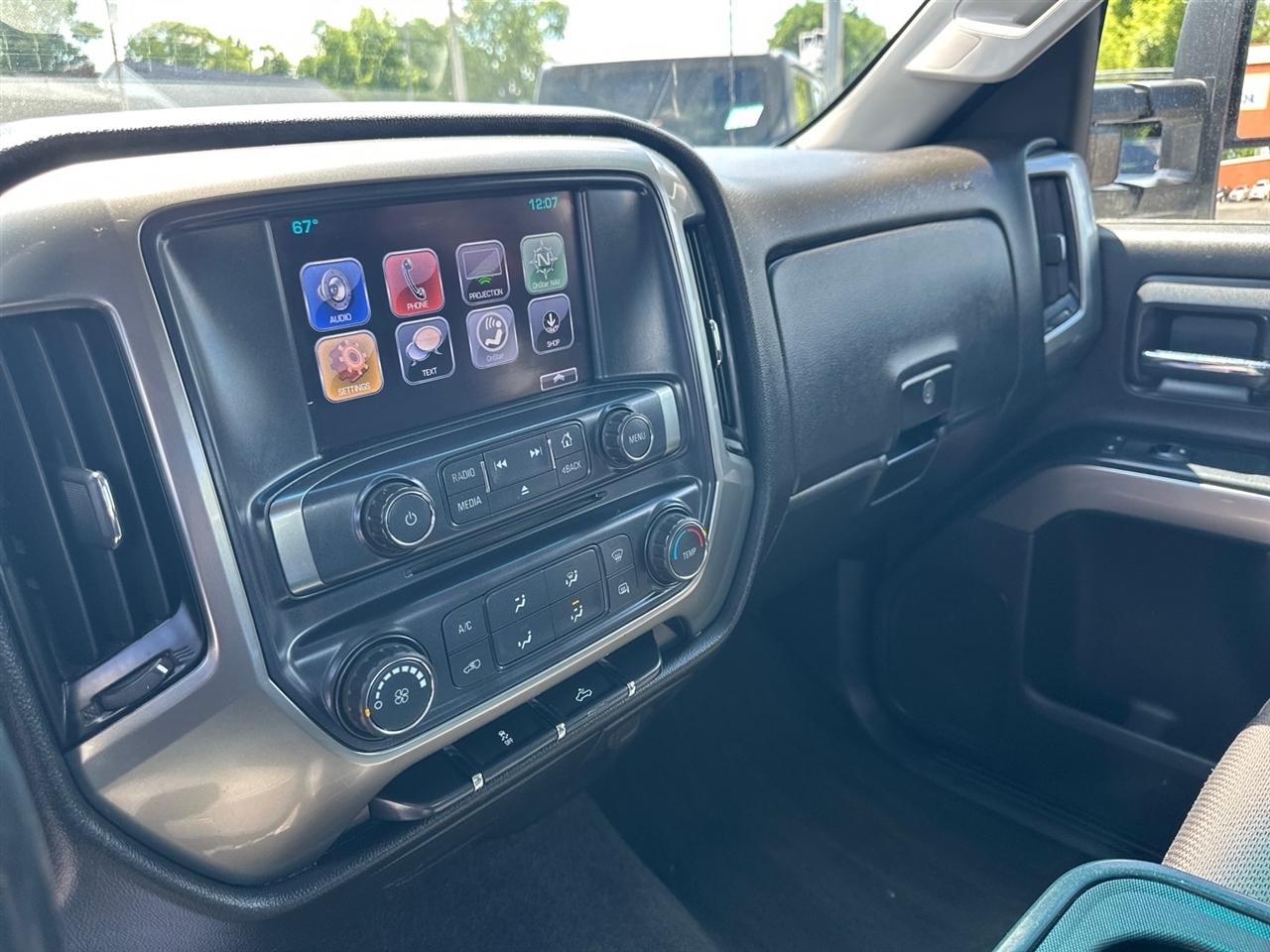 Chevrolet Silverado 2500HD 4WD Crew Cab 153.7" LT 2018