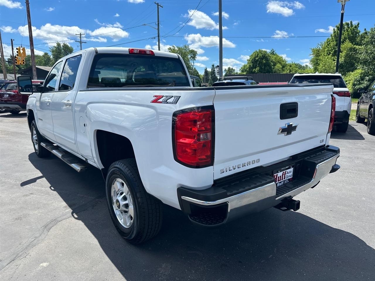 Chevrolet Silverado 2500HD 4WD Crew Cab 153.7" LT 2018