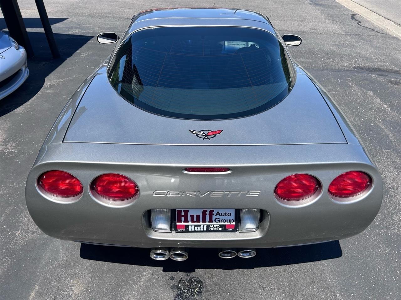 Chevrolet Corvette 2dr Cpe 1999